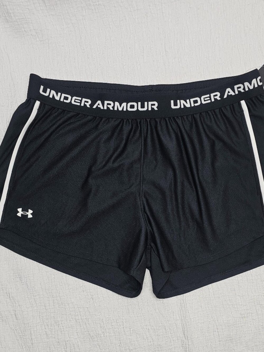 Under Armour Women's Moisture Wicking Elastic Waistband Tech Play Up Short